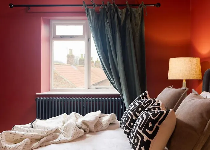 Guest house 35 Kirkgate 3*